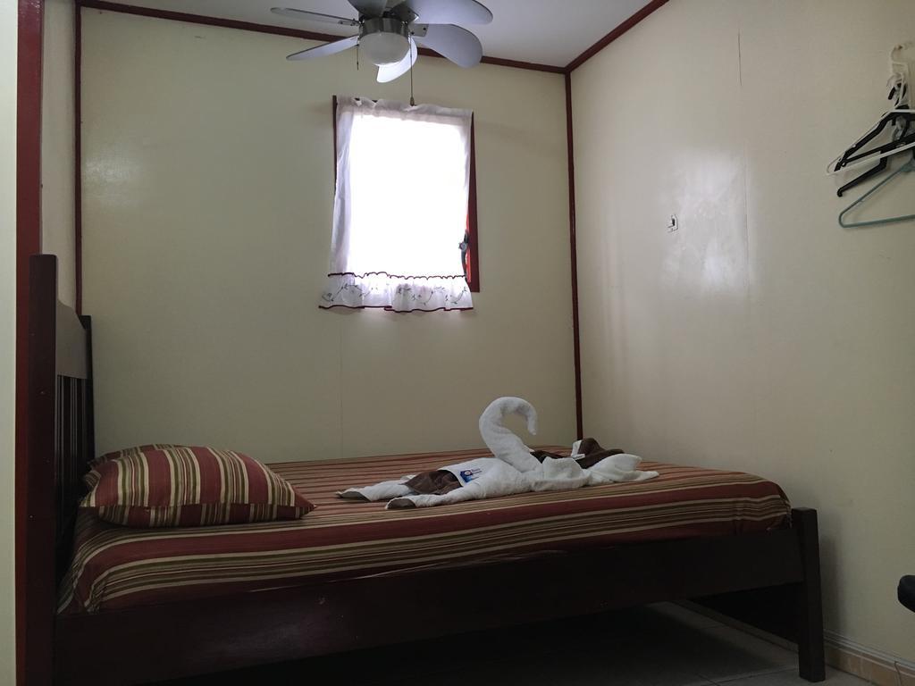 Mara'S Place Hotel Caye Caulker Zewnętrze zdjęcie